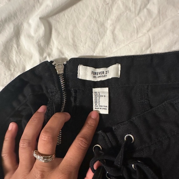 Black canvas style forever 21 high-waisted mini skirt worn less than 3 times! - Picture 3 of 3